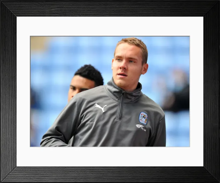 Framed Print : Chris Hussey in Action: Coventry City vs Doncaster Rovers, Npower Championship (21-04-2012)