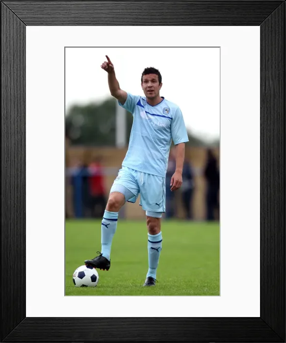 Framed Print : Richard Wood in Action: Coventry City FC vs Hinckley United - Pre-Season Friendly at De Montfort Park Framed Print : Richard Wood in Action: Coventry City FC vs Hinckley United - Pre-Season Friendly at De Montfort Park
