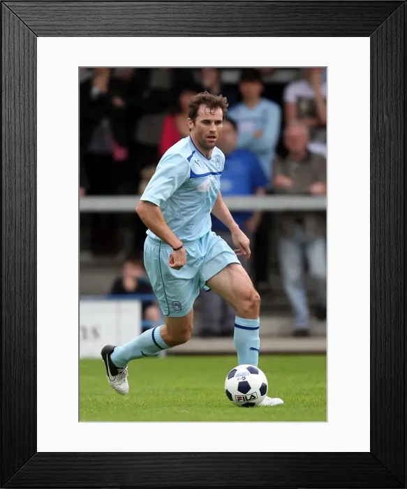 Framed Print : Kevin Kilbane Leads Coventry City in Pre-Season Friendly at De Montfort Park Against Hinckley United