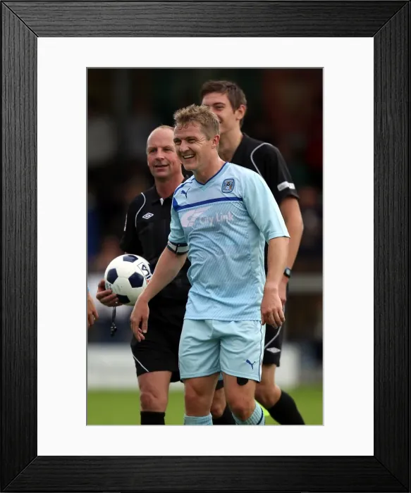 Framed Print : Gary McSheffrey in Action for Coventry City during Pre-Season Friendly against Hinckley United at De Montfort Park
