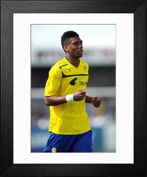 Framed Print : Shaun Jeffers in Action: Coventry City's Pre-Season Friendly vs Nuneaton Town at Liberty Way Stadium