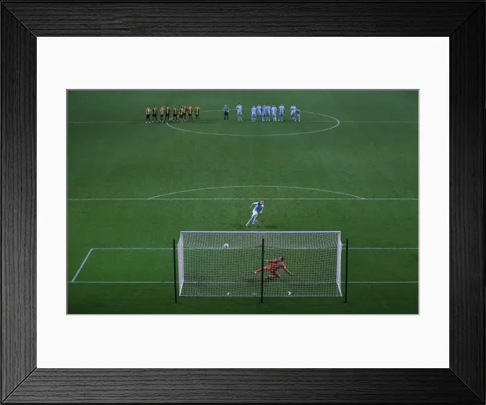Framed Print : Coventry City FC: Chris Hussey Scores the Winning Penalty to Claim Johnstones Paint Trophy against Burton Albion Framed Print : Coventry City FC: Chris Hussey Scores the Winning Penalty to Claim Johnstones Paint Trophy against Burton Albion