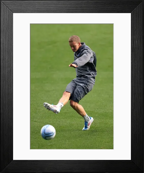 Framed Print : Carl Baker's Focus: Coventry City's Pre-Match Warm-Up vs Burton Albion (Johnstone's Paint Trophy Northern Section, Ricoh Arena) Framed Print : Carl Baker's Focus: Coventry City's Pre-Match Warm-Up vs Burton Albion (Johnstone's Paint Trophy Northern Section, Ricoh Arena)
