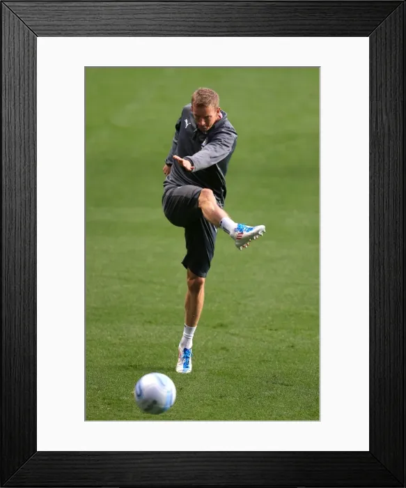 Framed Print : Carl Baker Gears Up for Johnstones Paint Trophy Showdown Against Burton Albion at Ricoh Arena Framed Print : Carl Baker Gears Up for Johnstones Paint Trophy Showdown Against Burton Albion at Ricoh Arena