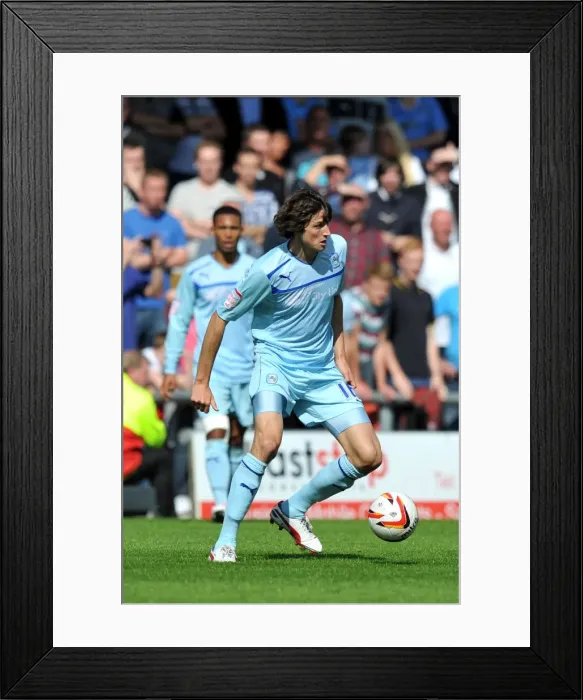 Framed Print : Adam Barton in Action: Coventry City vs Crewe Alexandra, Football League One (September 1, 2012) Framed Print : Adam Barton in Action: Coventry City vs Crewe Alexandra, Football League One (September 1, 2012)