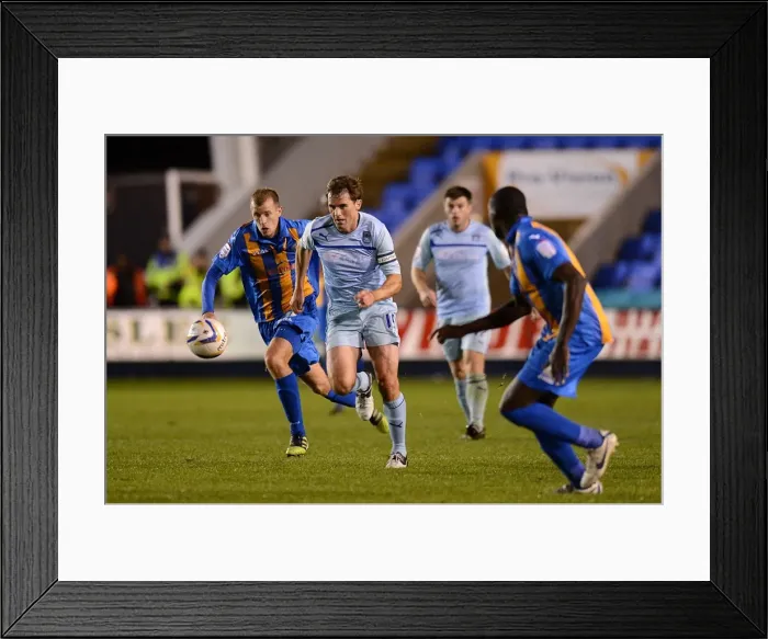 Framed Print : Kevin Kilbane in Action: Coventry City vs Shrewsbury Town, Npower League One