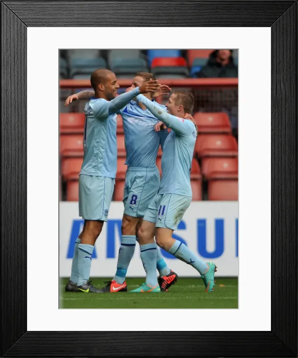 Framed Print : npower Football League One - Leyton Orient v Coventry City - Brisbane Road