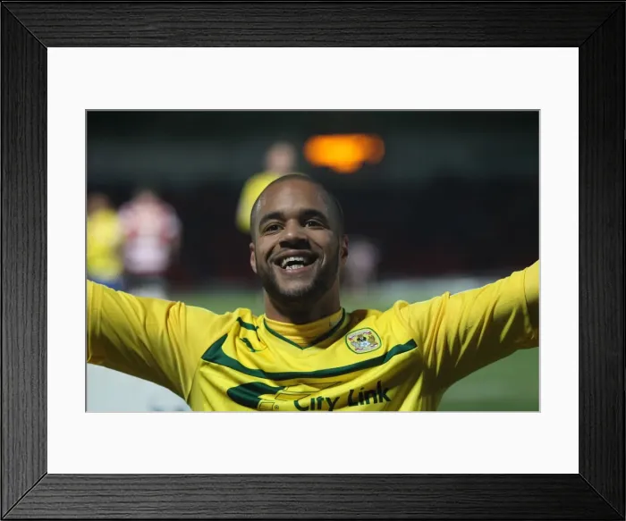Framed Print : David McGoldrick's Hat-Trick: Coventry City's 3-1 Victory in Football League One (December 15, 2012) Framed Print : David McGoldrick's Hat-Trick: Coventry City's 3-1 Victory in Football League One (December 15, 2012)