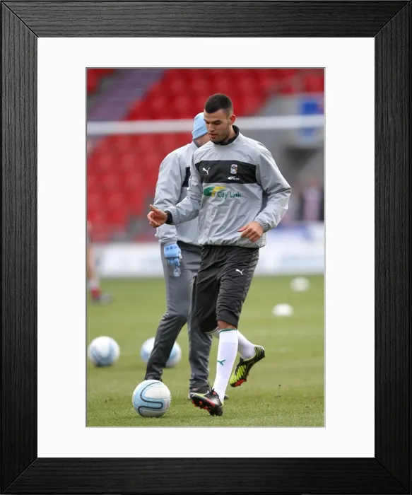 Framed Print : Conor Thomas in Action: Coventry City vs Doncaster Rovers, Keepmoat Stadium (December 15, 2012) Framed Print : Conor Thomas in Action: Coventry City vs Doncaster Rovers, Keepmoat Stadium (December 15, 2012)