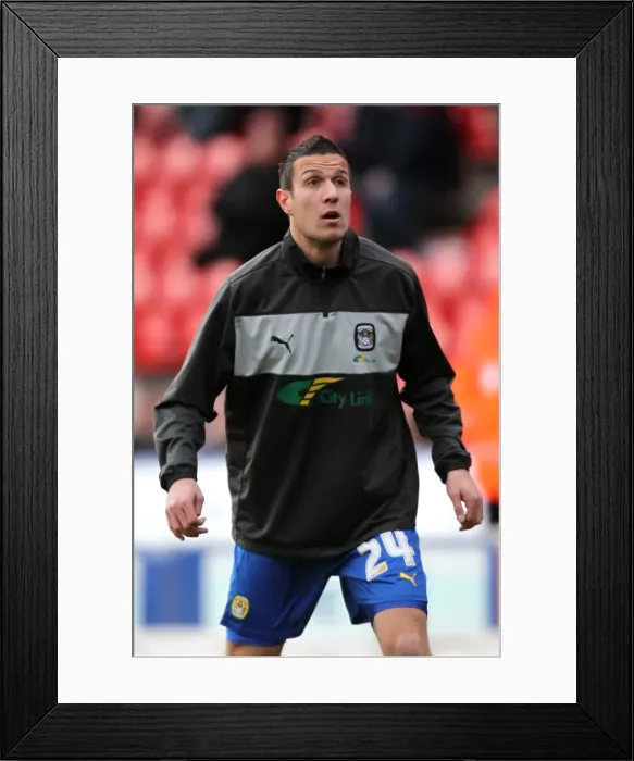 Framed Print : Richard Wood Defends for Coventry City at Keepmoat Stadium: Doncaster Rovers vs Coventry City (Npower League One, December 15, 2012) Framed Print : Richard Wood Defends for Coventry City at Keepmoat Stadium: Doncaster Rovers vs Coventry City (Npower League One, December 15, 2012)