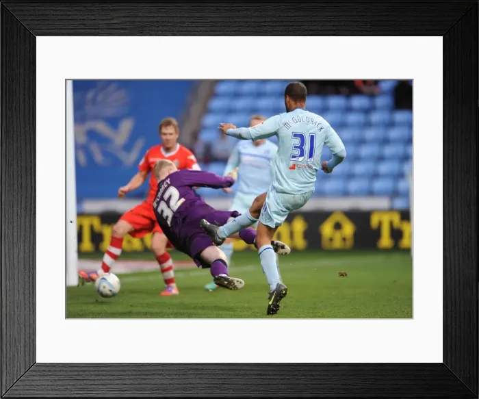 Framed Print : David McGoldrick's Double Strike: Coventry City vs Walsall in Npower League One at Ricoh Arena Framed Print : David McGoldrick's Double Strike: Coventry City vs Walsall in Npower League One at Ricoh Arena