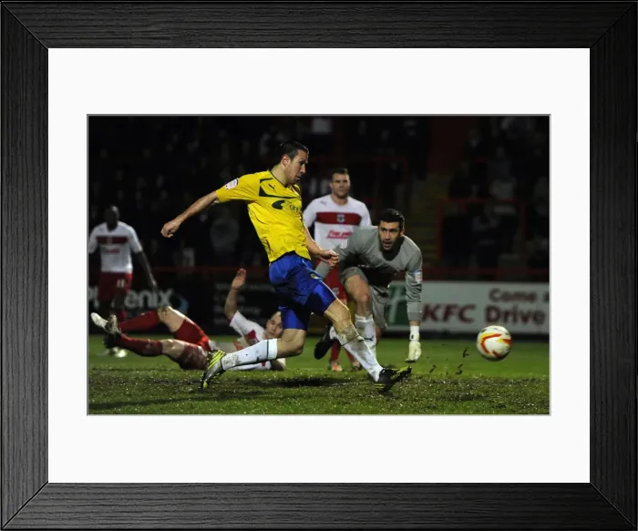 Framed Print : Richard Wood Scores for Coventry City in Npower League One Match against Stevenage at Lamex Stadium Framed Print : Richard Wood Scores for Coventry City in Npower League One Match against Stevenage at Lamex Stadium