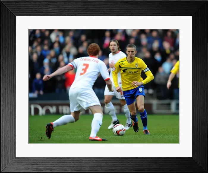 Framed Print : npower Football League One - Milton Keynes Dons v Coventry City - Stadium: MK Framed Print : npower Football League One - Milton Keynes Dons v Coventry City - Stadium: MK