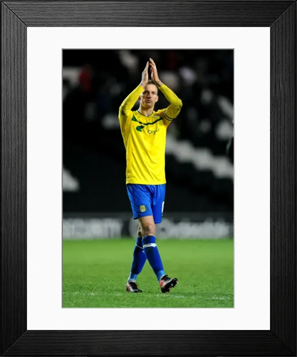 Framed Print : Baker's Battle: Coventry City vs MK Dons at StadiumMK (December 29, 2012) Framed Print : Baker's Battle: Coventry City vs MK Dons at StadiumMK (December 29, 2012)