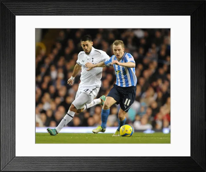 Framed Print : Clash at White Hart Lane: FA Cup Third Round Battle between Dempsey and McSheffrey Framed Print : Clash at White Hart Lane: FA Cup Third Round Battle between Dempsey and McSheffrey