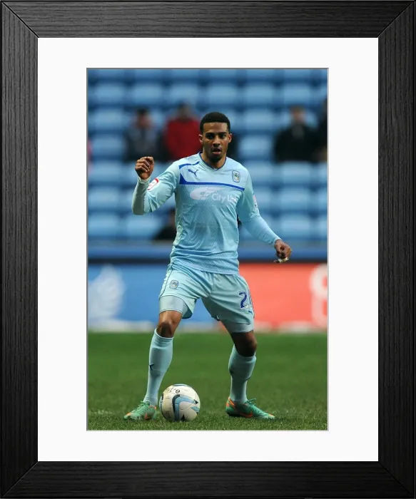 Framed Print : Cyrus Christie in Action: Coventry City vs Oldham (Npower League One) - Ricoh Arena Framed Print : Cyrus Christie in Action: Coventry City vs Oldham (Npower League One) - Ricoh Arena