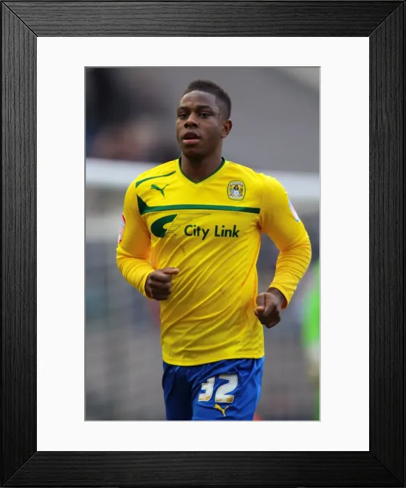Framed Print : Frank Moussa vs Preston North End: Coventry City's Battle in Npower League One (26-01-2013) Framed Print : Frank Moussa vs Preston North End: Coventry City's Battle in Npower League One (26-01-2013)