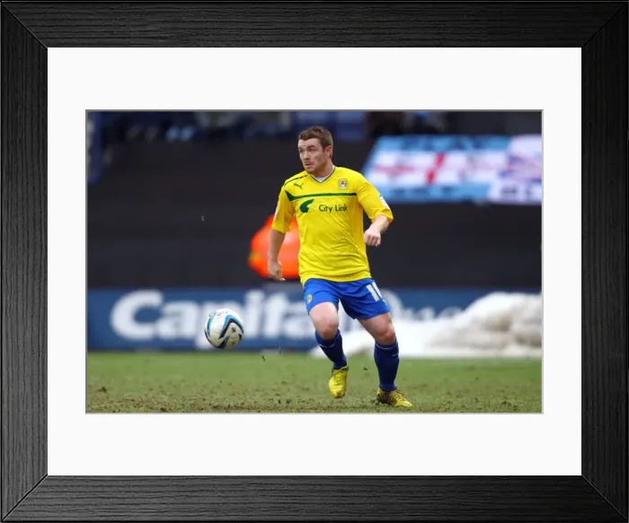 Framed Print : John Fleck in Action: Coventry City vs Preston North End, Npower League One, January 2013 Framed Print : John Fleck in Action: Coventry City vs Preston North End, Npower League One, January 2013