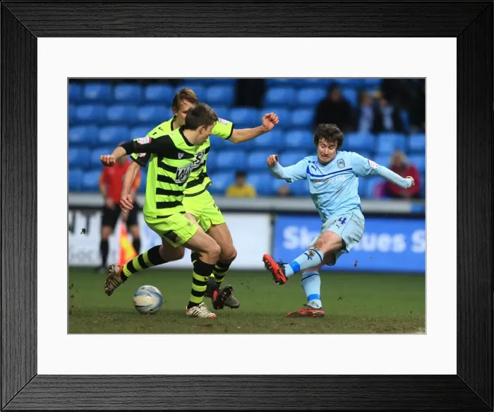 Framed Print : Stephen Elliott's Shot at Glory: Coventry City vs Yeovil Town, Npower League One, Ricoh Arena Framed Print : Stephen Elliott's Shot at Glory: Coventry City vs Yeovil Town, Npower League One, Ricoh Arena