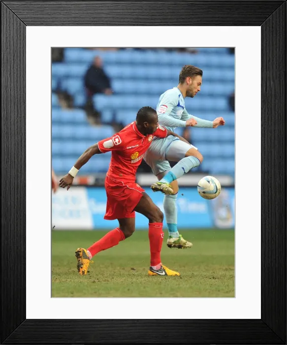 Framed Print : Battling for Control: Coventry City vs. Crewe Alexandra in Npower League One Framed Print : Battling for Control: Coventry City vs. Crewe Alexandra in Npower League One
