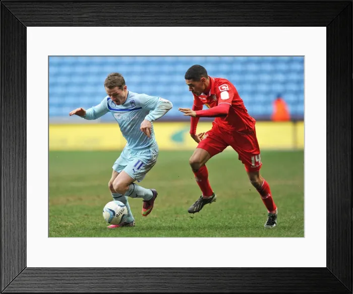 Framed Print : Gary McSheffrey Beats Kelvin Mellor: Coventry City vs Crewe Alexandra, Npower League One, Ricoh Arena Framed Print : Gary McSheffrey Beats Kelvin Mellor: Coventry City vs Crewe Alexandra, Npower League One, Ricoh Arena