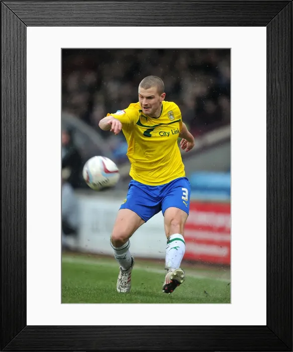 Framed Print : Carl Dickinson Goes Head-to-Head at Glanford Park: Coventry City vs Scunthorpe United, Npower League One (March 9, 2013) Framed Print : Carl Dickinson Goes Head-to-Head at Glanford Park: Coventry City vs Scunthorpe United, Npower League One (March 9, 2013)