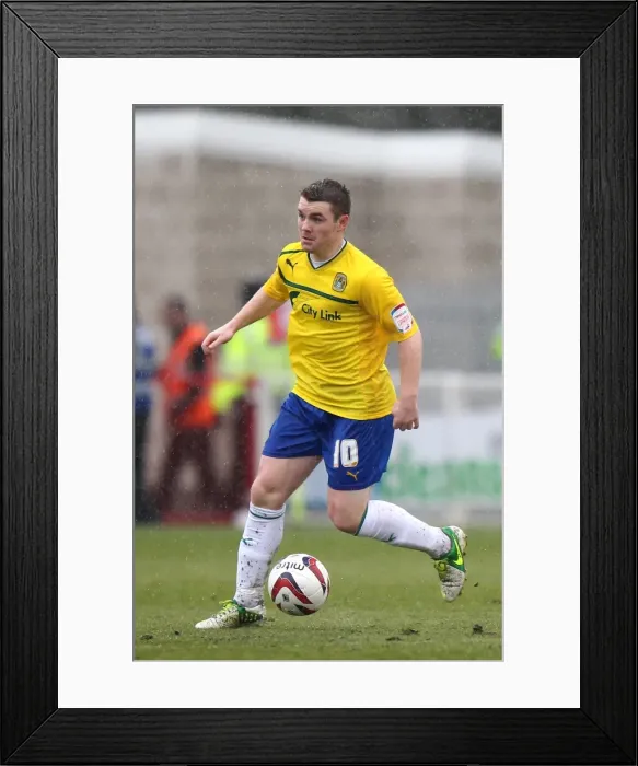 Framed Print : John Fleck in Action: Coventry City vs Crawley Town, Npower League One, Broadfield Stadium (13-04-2013) Framed Print : John Fleck in Action: Coventry City vs Crawley Town, Npower League One, Broadfield Stadium (13-04-2013)