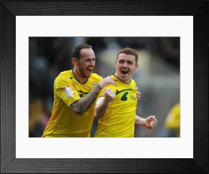 Framed Print : Coventry City's John Fleck and David Bell: Celebrating a Goal in Npower League One Match Against Notts County at Meadow Lane Framed Print : Coventry City's John Fleck and David Bell: Celebrating a Goal in Npower League One Match Against Notts County at Meadow Lane