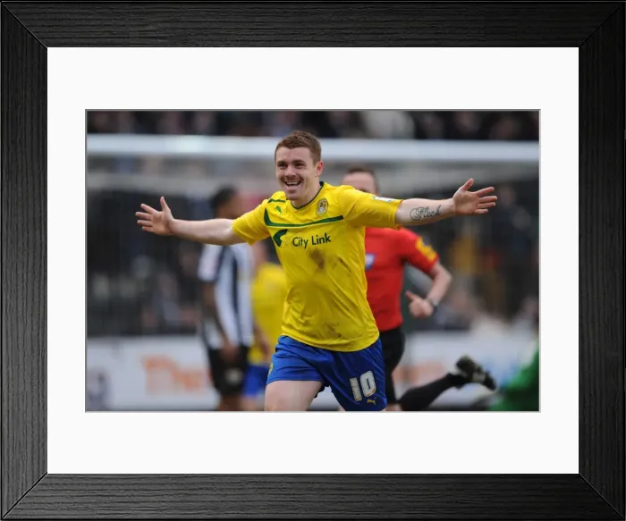 Framed Print : John Fleck's Euphoric Goal: Coventry City's Triumphant Victory Celebration vs. Notts County (Npower League One) Framed Print : John Fleck's Euphoric Goal: Coventry City's Triumphant Victory Celebration vs. Notts County (Npower League One)