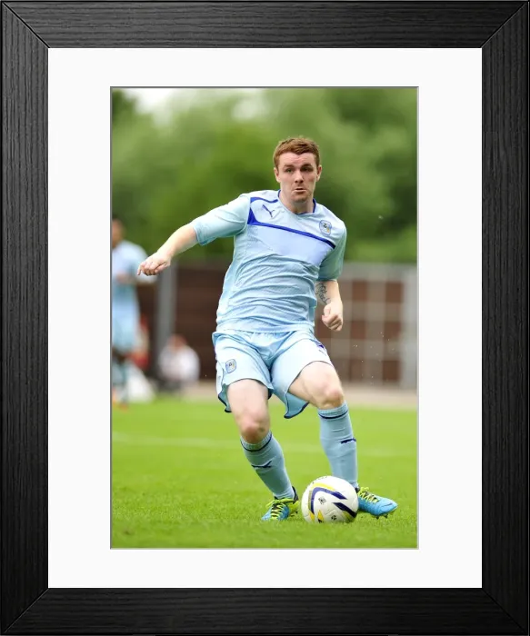 Framed Print : John Fleck in Action: Coventry City vs. Oxford United (Friendly, 2013) - Kassam Stadium Framed Print : John Fleck in Action: Coventry City vs. Oxford United (Friendly, 2013) - Kassam Stadium