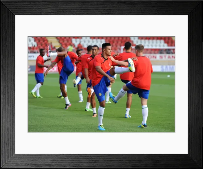 Framed Print : Jordan Willis of Coventry City Training at Matchroom Stadium for Capital One Cup Match against Leyton Orient Framed Print : Jordan Willis of Coventry City Training at Matchroom Stadium for Capital One Cup Match against Leyton Orient