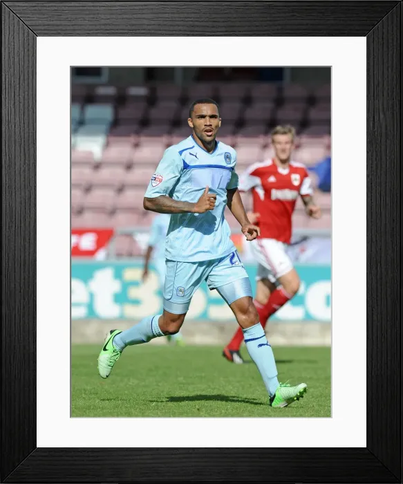 Framed Print : Callum Wilson Scores the Winning Goal: Coventry City vs. Bristol City (Sky Bet League One, 2013) - Sixfields Stadium