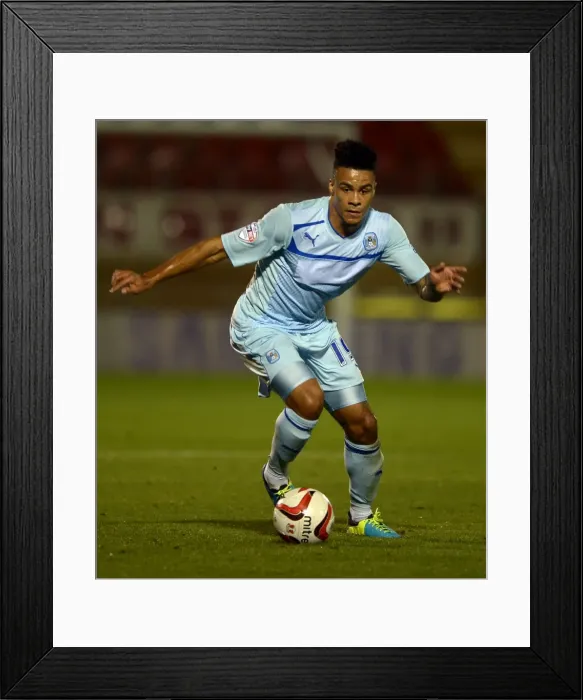 Framed Print : Johnstones Paint Trophy - Second Round - Leyton Orient v Coventry City - Matchroom Stadium Framed Print : Johnstones Paint Trophy - Second Round - Leyton Orient v Coventry City - Matchroom Stadium