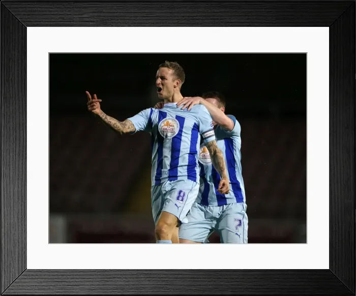 Framed Print : Sky Bet League One - Coventry City v Leyton Orient - Sixfields Stadium Framed Print : Sky Bet League One - Coventry City v Leyton Orient - Sixfields Stadium