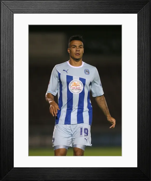 Framed Print : Jordan Willis at Sixfields Stadium: Coventry City vs Leyton Orient (Sky Bet League One) Framed Print : Jordan Willis at Sixfields Stadium: Coventry City vs Leyton Orient (Sky Bet League One)