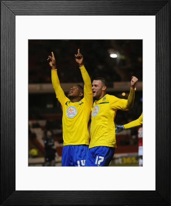 Framed Print : FA Cup - Third Round - Barnsley v Coventry City - Oakwell Stadium Framed Print : FA Cup - Third Round - Barnsley v Coventry City - Oakwell Stadium