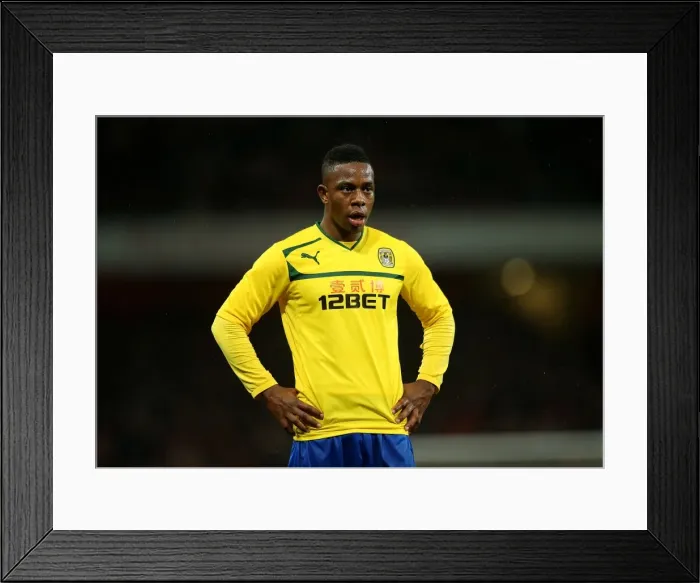 Framed Print : Franck Moussa vs Arsenal: Coventry City's Battle at Emirates Stadium in FA Cup Fourth Round (24-01-2014) Framed Print : Franck Moussa vs Arsenal: Coventry City's Battle at Emirates Stadium in FA Cup Fourth Round (24-01-2014)
