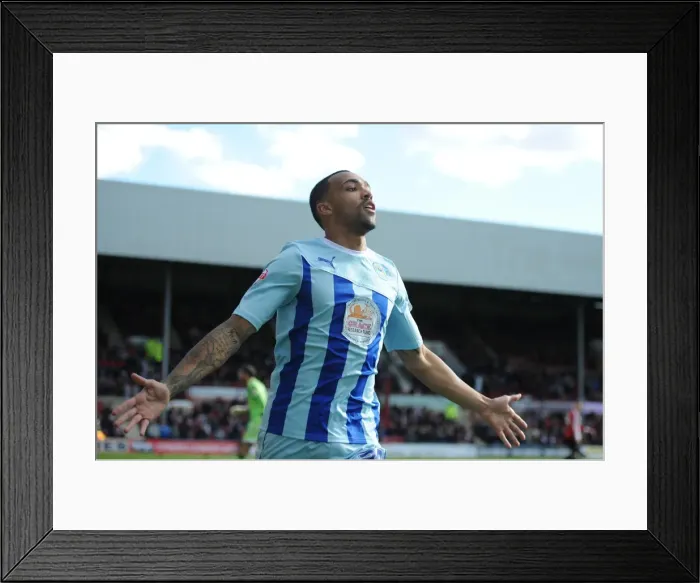 Framed Print : Callum Wilson's Thrilling Goal: Coventry City's Victory at Brentford's Griffin Park (Sky Bet League One)