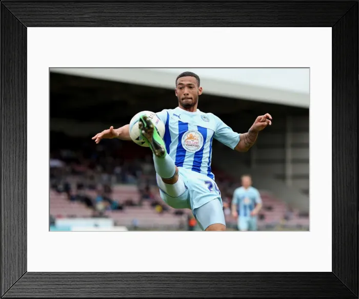 Framed Print : Jordan Clarke in Control: Coventry City vs Milton Keynes Dons, Sky Bet League One (05-04-2014) Framed Print : Jordan Clarke in Control: Coventry City vs Milton Keynes Dons, Sky Bet League One (05-04-2014)
