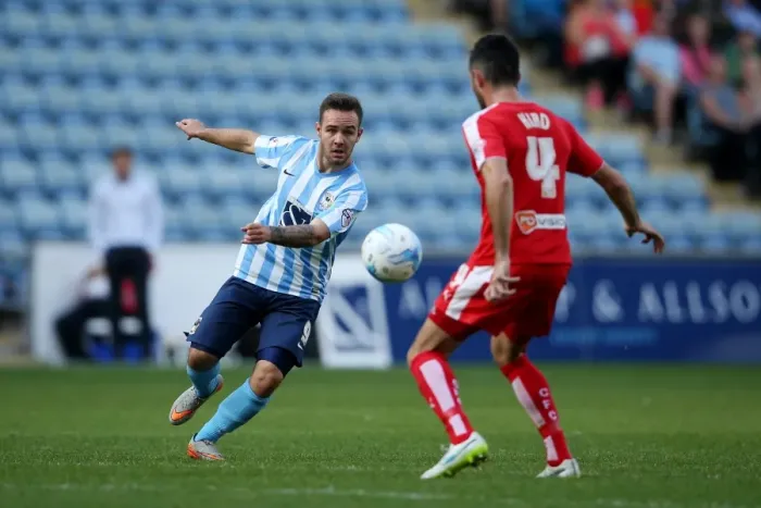 Framed Print : Adam Armstrong vs Chesterfield: Coventry City's Clash in Sky Bet League One