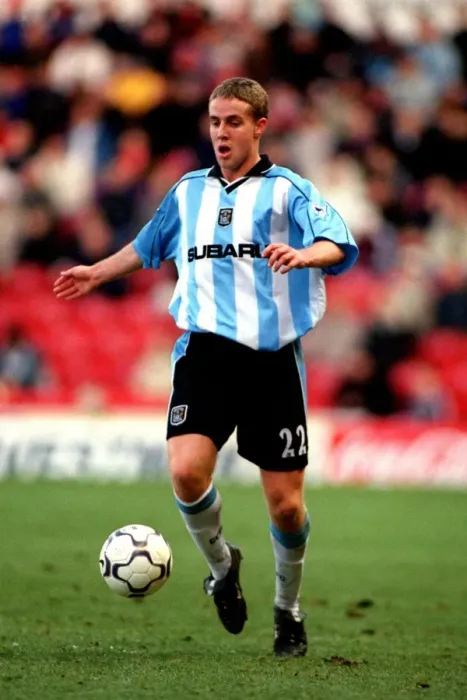 Framed Print : Barry Quinn in Action: Coventry City vs Middlesbrough (Premier League, 30-12-2000) Framed Print : Barry Quinn in Action: Coventry City vs Middlesbrough (Premier League, 30-12-2000)