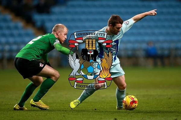 Battle for the Ball: Coventry City vs Scunthorpe United in Sky Bet League One - John Fleck vs Neil Bishop