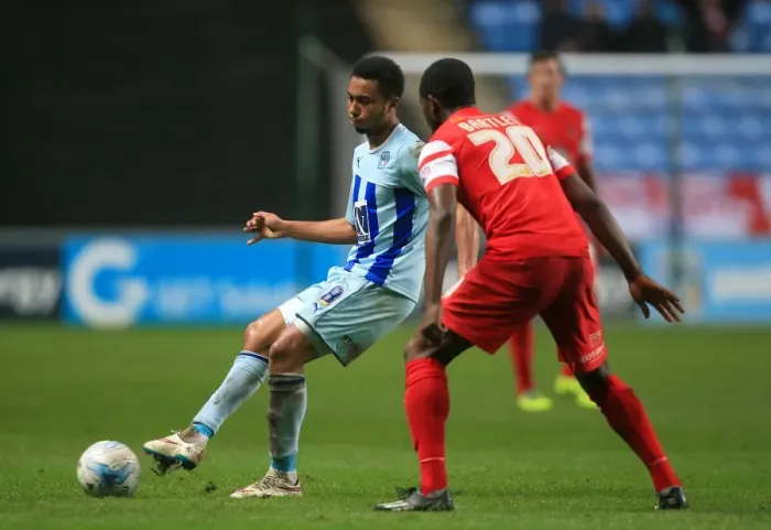 Framed Print : Battle for the Ball: Grant Ward vs. Marvin Bartley - Coventry City vs. Leyton Orient (Sky Bet League One) Framed Print : Battle for the Ball: Grant Ward vs. Marvin Bartley - Coventry City vs. Leyton Orient (Sky Bet League One)