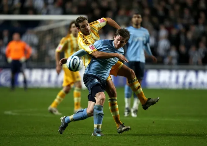 Framed Print : A Battle for Possession: Coventry City vs Newcastle United (Championship Clash at Ricoh Arena, 09-12-2009)