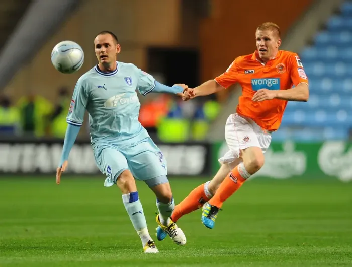 Framed Print : Battleground Ricoh Arena: Coventry City vs. Blackpool - David Bell vs. Ian Evatt Framed Print : Battleground Ricoh Arena: Coventry City vs. Blackpool - David Bell vs. Ian Evatt