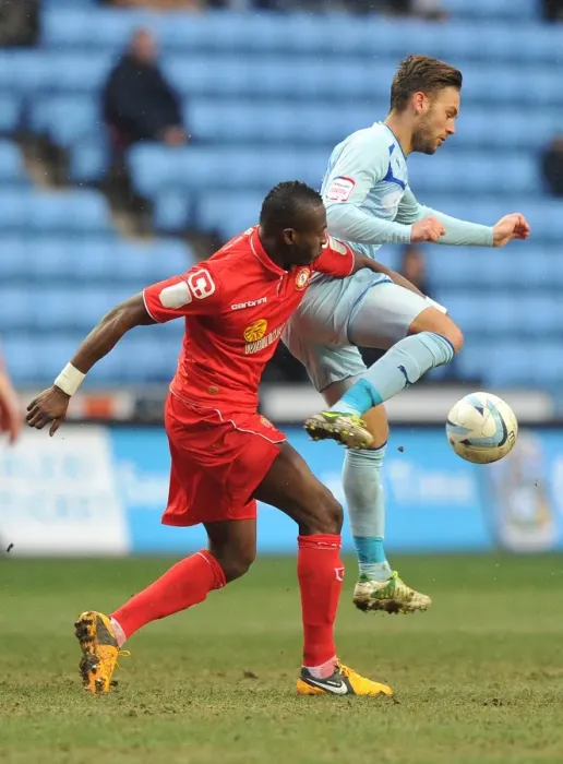 Framed Print : Battling for Control: Coventry City vs. Crewe Alexandra in Npower League One Framed Print : Battling for Control: Coventry City vs. Crewe Alexandra in Npower League One