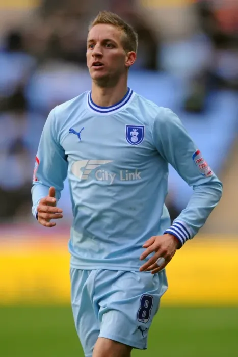 Framed Print : Carl Baker in Action for Coventry City vs Hull City, Npower Championship (10-12-2011) - Ricoh Arena Framed Print : Carl Baker in Action for Coventry City vs Hull City, Npower Championship (10-12-2011) - Ricoh Arena
