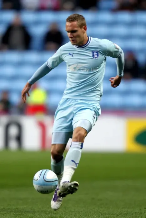 Framed Print : Chris Hussey in Action: Coventry City vs Millwall, Npower Championship (17-04-2012) Framed Print : Chris Hussey in Action: Coventry City vs Millwall, Npower Championship (17-04-2012)