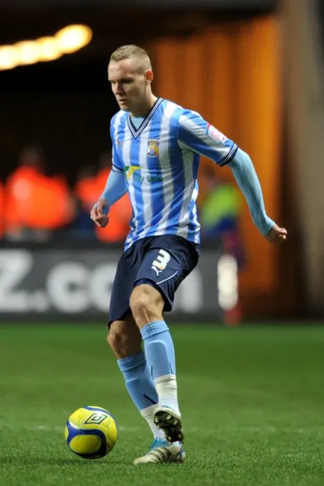 Framed Print : Chris Hussey in Action: Coventry City vs Southampton - FA Cup Third Round at Ricoh Arena (07-01-2012) Framed Print : Chris Hussey in Action: Coventry City vs Southampton - FA Cup Third Round at Ricoh Arena (07-01-2012)