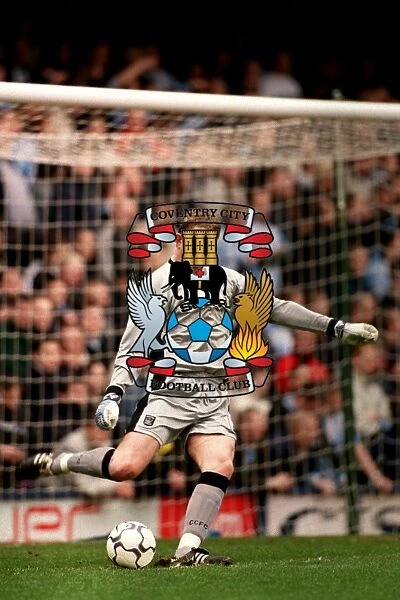 Chris Kirkland Gears Up for Goal Kick: Coventry City vs Derby County (FA Carling Premiership, March 31, 2001)